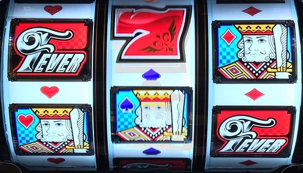 PフィーバークィーンII リーチ演出 ダブルリーチ